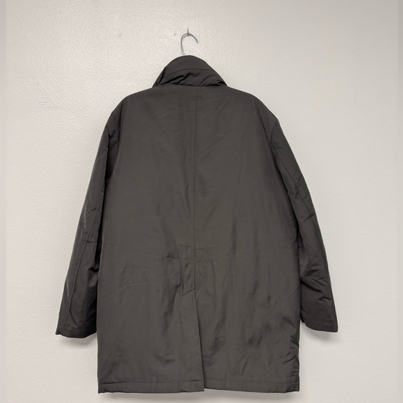NWT! Calvin Klein light weight cold weather and rain coat! Slim fit with hood. - Picture 5 of 6